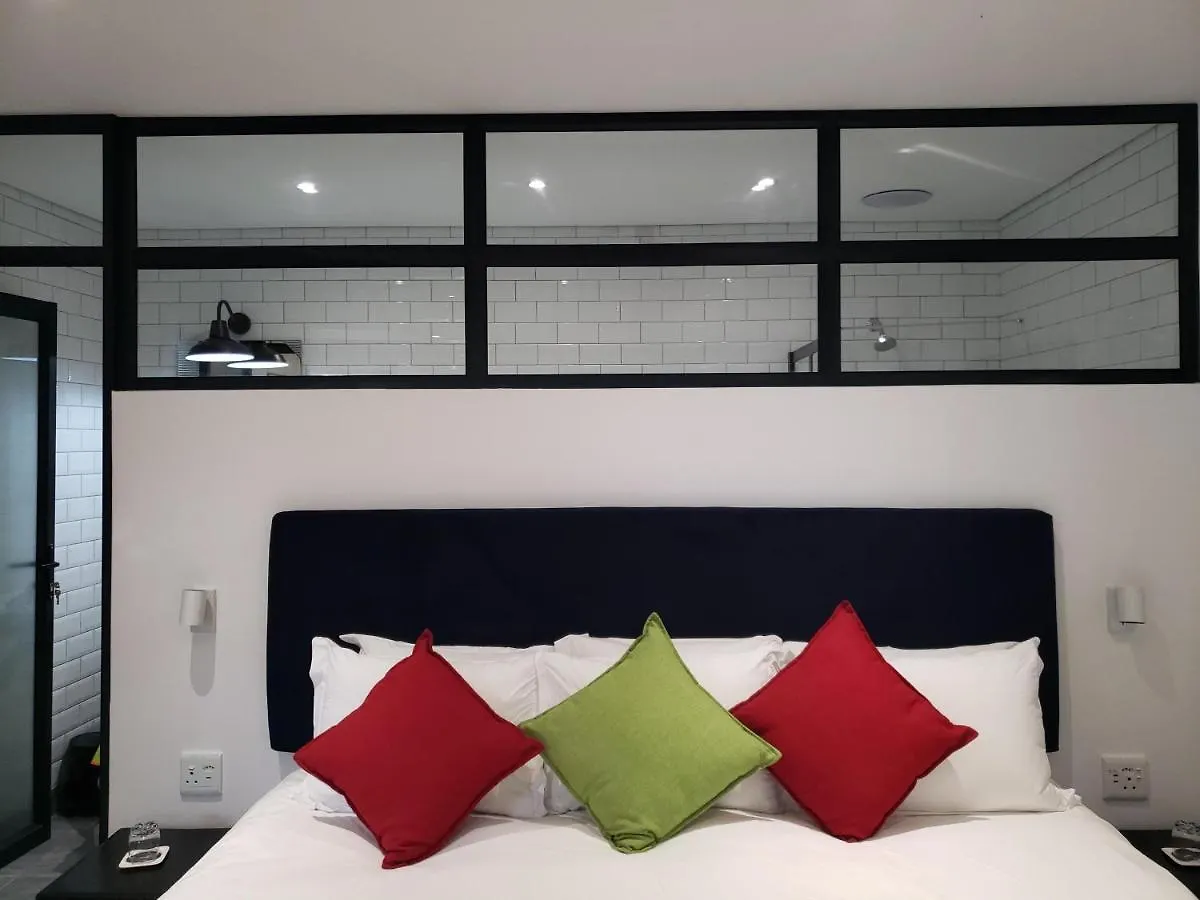 Point B Guest House Le Cap