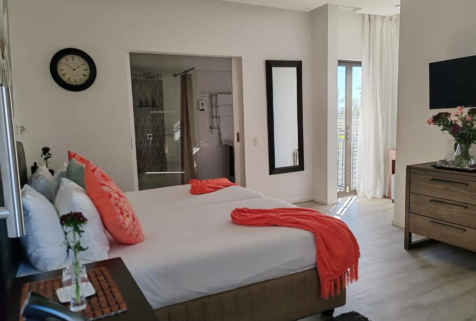 Point B Guest House -Sustainable Solar Energy Cape Town